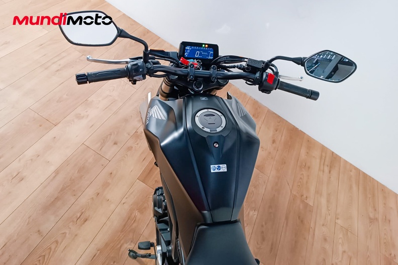 Motorbike image 10
