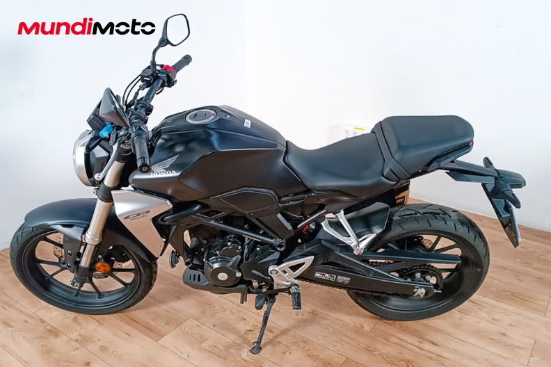 Motorbike image 5