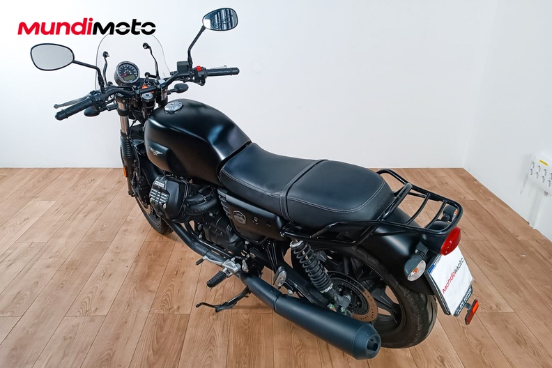 Motorbike image 7