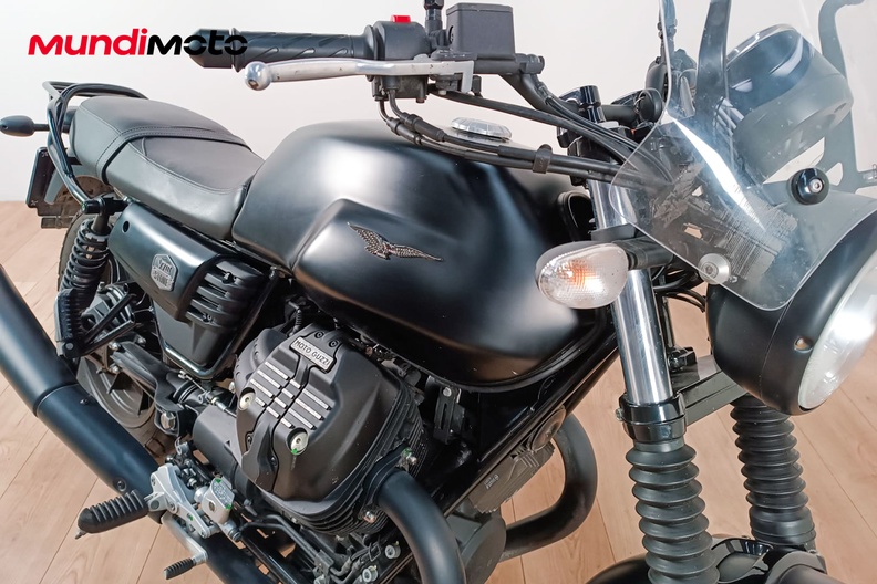 Motorbike image 4