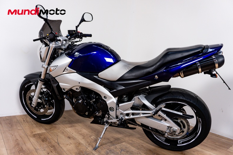 Motorbike image 7