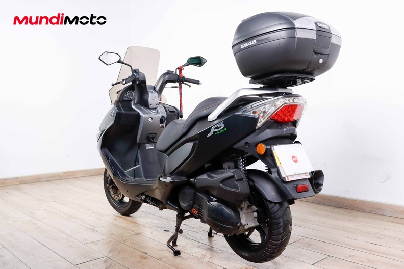Motorbike image 7