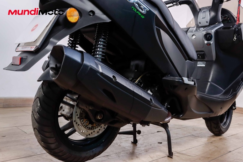 Motorbike image 3