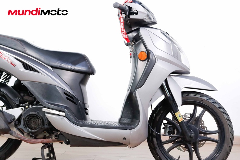 Motorbike image 12