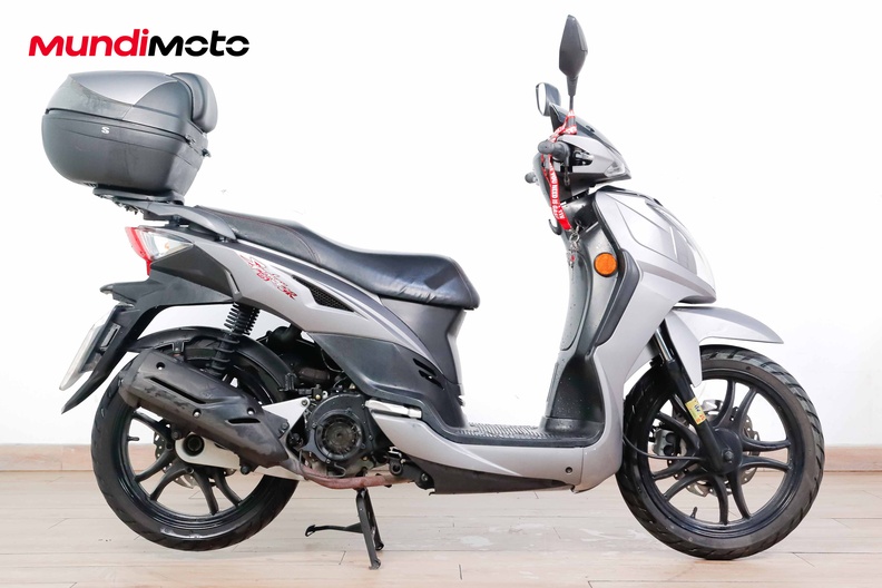 Motorbike image 0