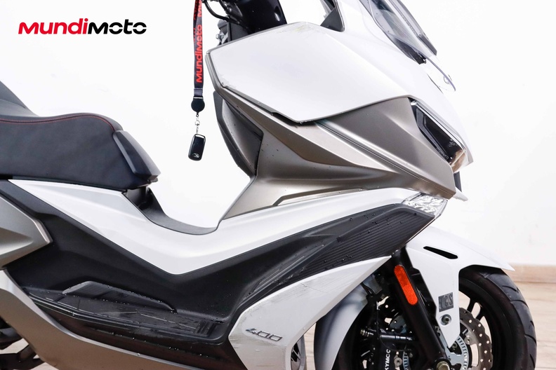 Motorbike image 12