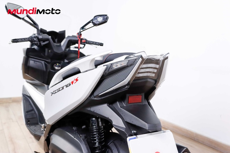 Motorbike image 8
