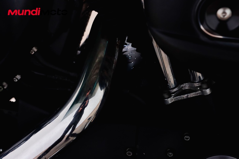 Motorbike image 13
