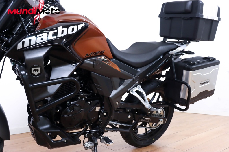 Motorbike image 8