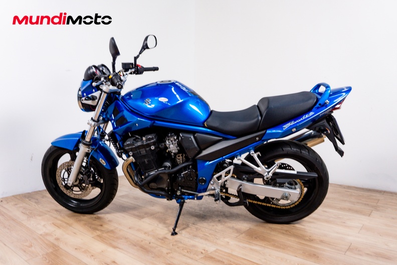 Motorbike image 5