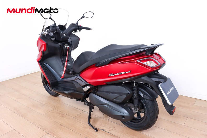 Motorbike image 6