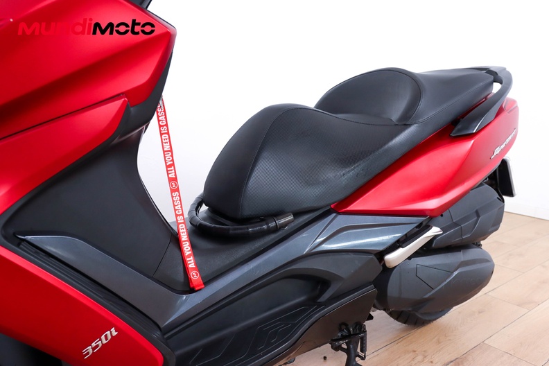 Motorbike image 8