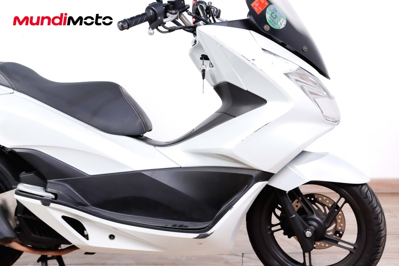 Motorbike image 12