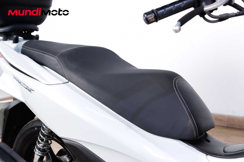 Motorbike image 13