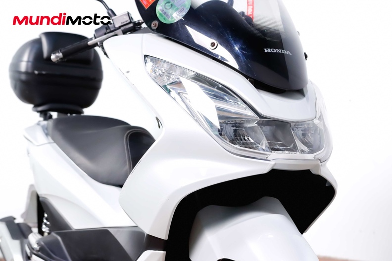 Motorbike image 4