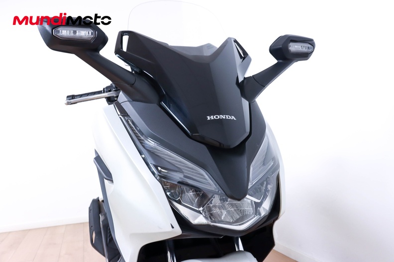 Motorbike image 4