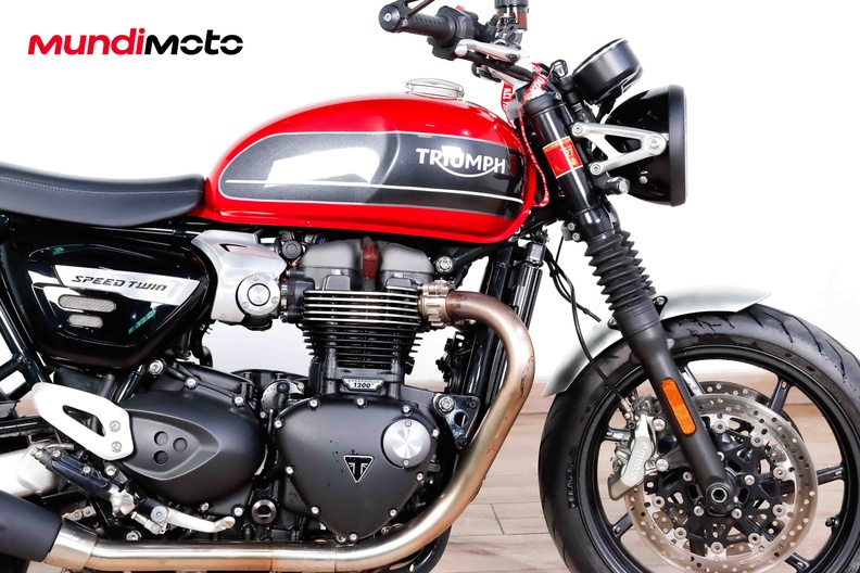 Motorbike image 12