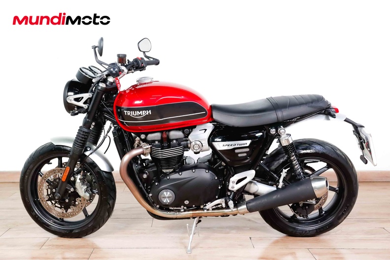 Motorbike image 5