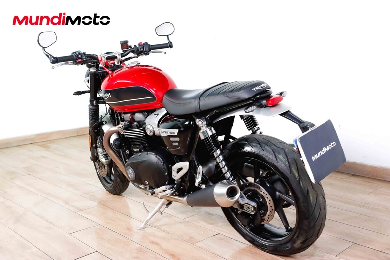 Motorbike image 6