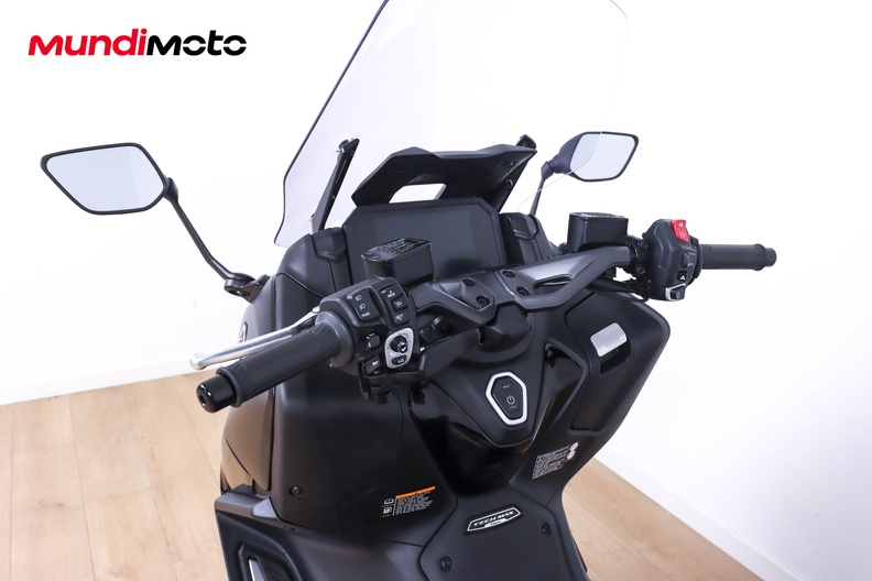 Motorbike image 10