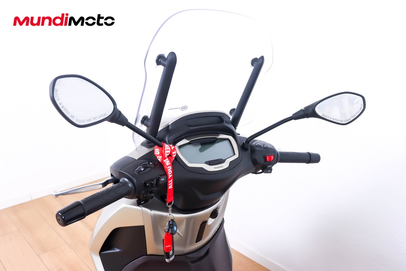 Motorbike image 10