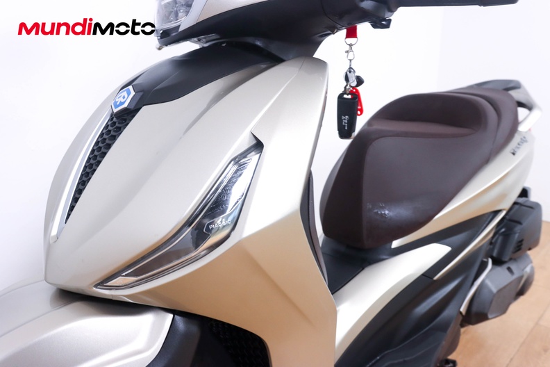 Motorbike image 8