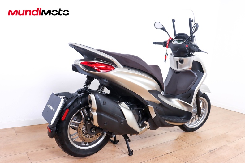 Motorbike image 2