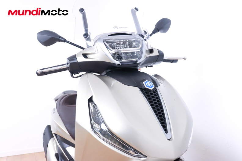 Motorbike image 4