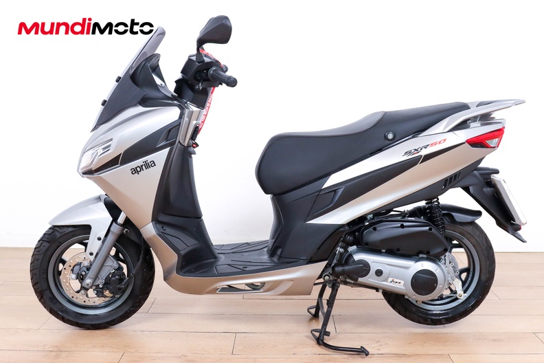 Motorbike image 5