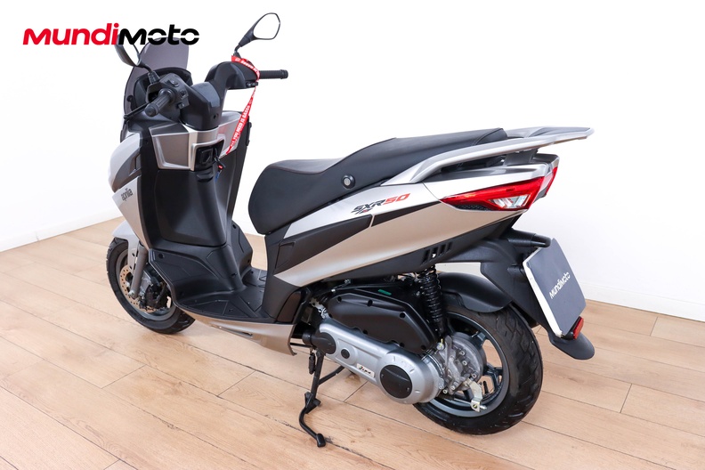 Motorbike image 6