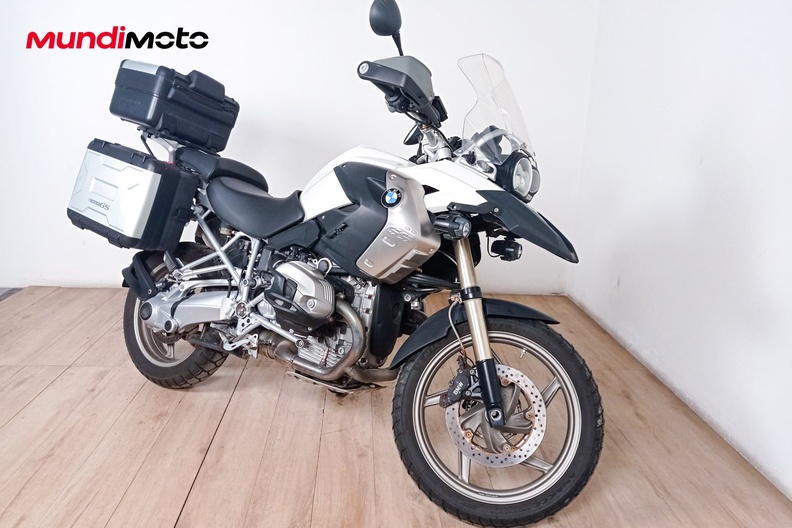 Motorbike image 1