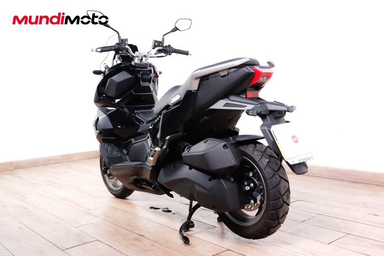 Motorbike image 7