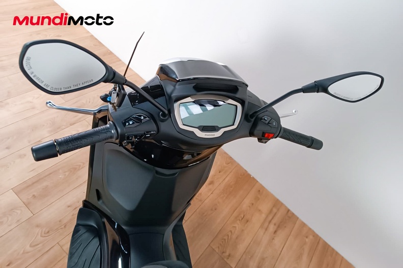 Motorbike image 10