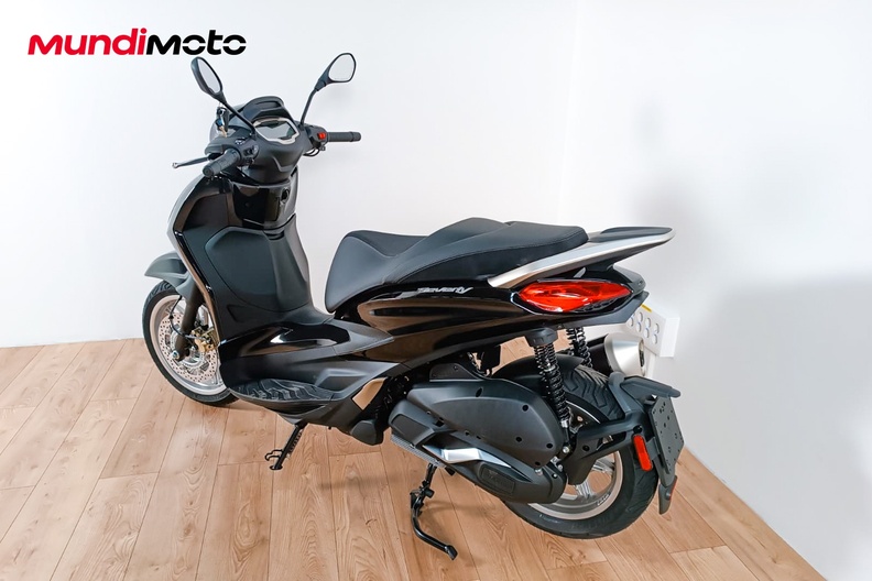 Motorbike image 7