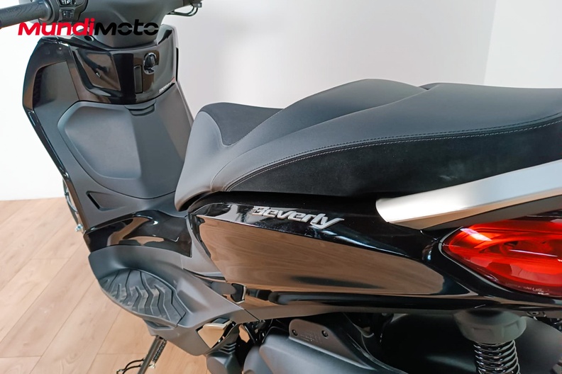 Motorbike image 8