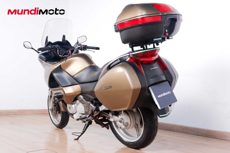 Motorbike image 6