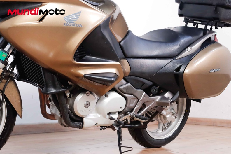 Motorbike image 8