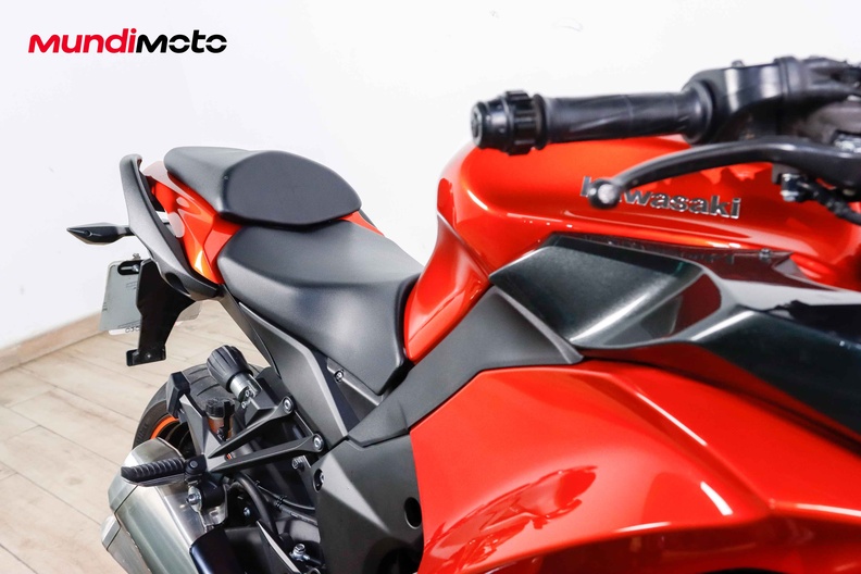 Motorbike image 13