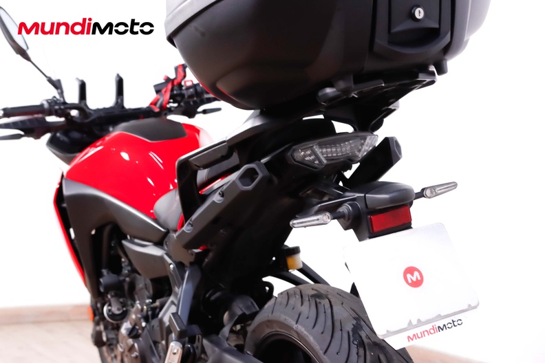 Motorbike image 9