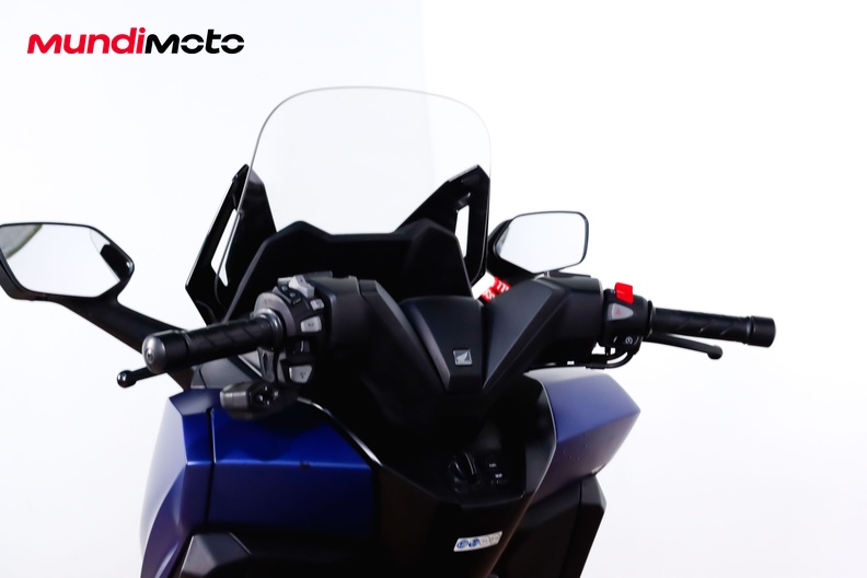 Motorbike image 10
