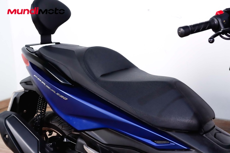 Motorbike image 13