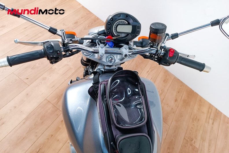 Motorbike image 10