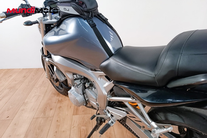 Motorbike image 8