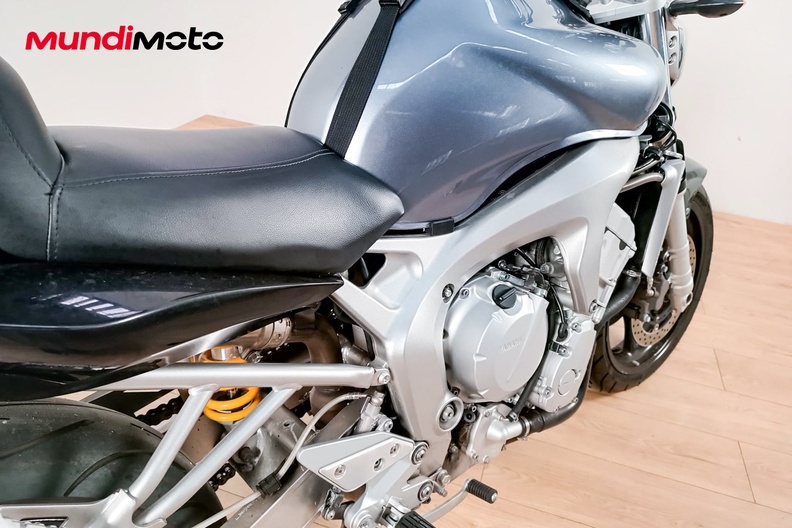Motorbike image 3