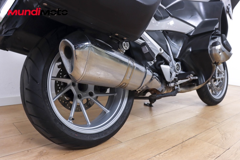 Motorbike image 3