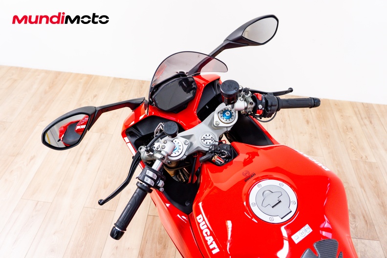 Motorbike image 10