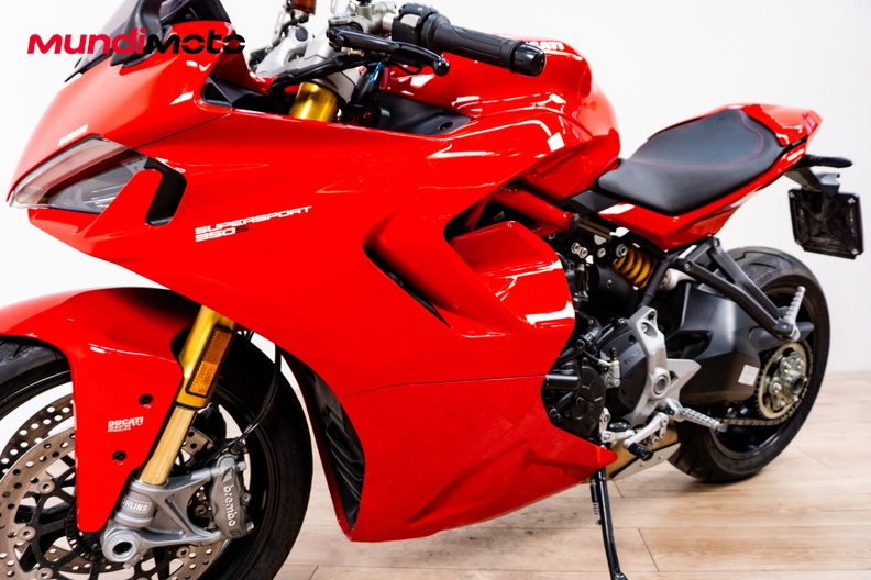 Motorbike image 9