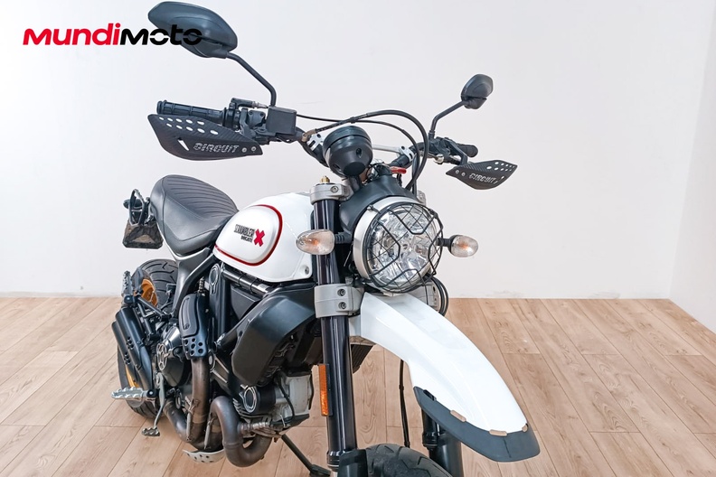 Motorbike image 4