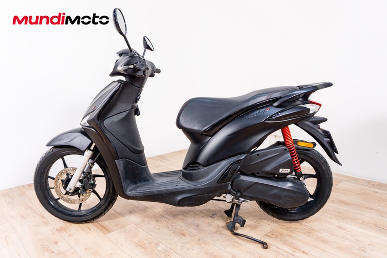 Motorbike image 5