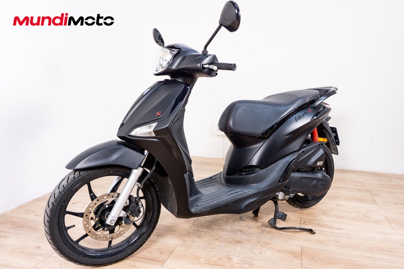 Motorbike image 6